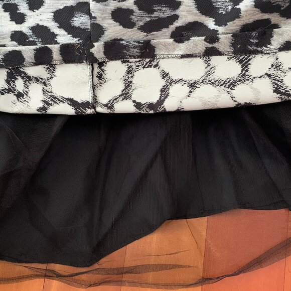 Theia Black and Silver Jaquard Gown - Picture 6 of 6